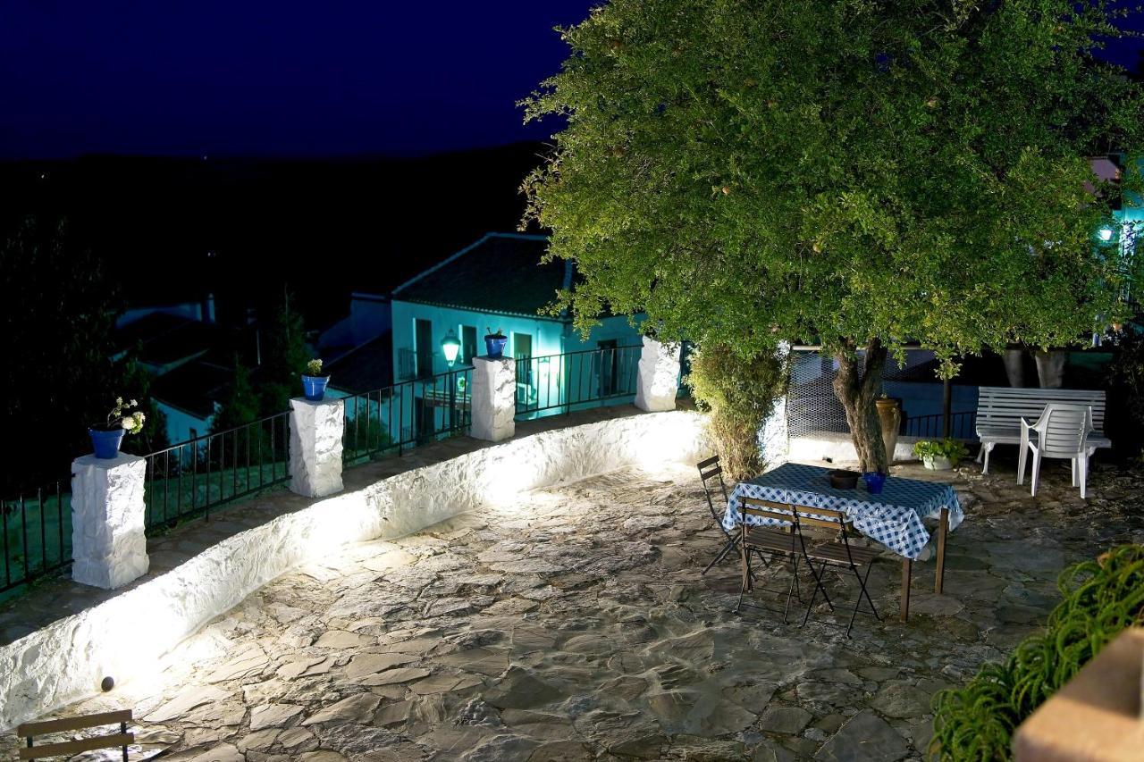 Maison d'hôtes Don Claudio à Grazalema Extérieur photo