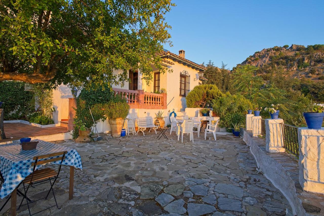 Maison d'hôtes Don Claudio à Grazalema Extérieur photo